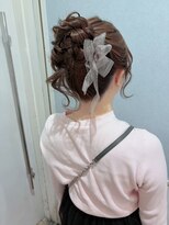 ラフテル(Raftel) ウエディングにもおススメ◎おくれ毛団子ヘア