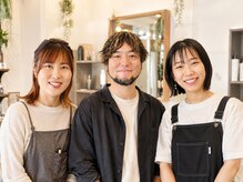 ボンドヘアステージ 良福寺店(BOND hair stage)の雰囲気（スタッフたちは、笑顔でご来店お待ちしております）
