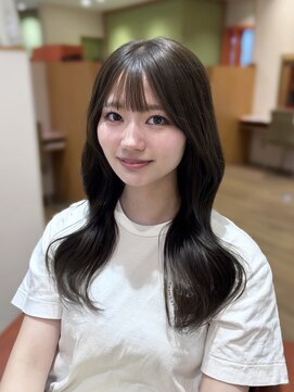 リタ(Lita) オリーブグレージュ／小顔顔周り／10代20代
