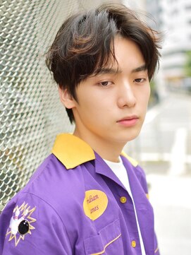 ディッセンバー 神宮前(December) 【laundry】ナチュラル/ センターパート