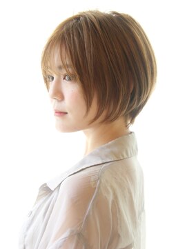 レウナ 外苑前(Reuna) 【30代40代50代】カットで決まる大人可愛いひし形ショート