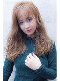ことりベージュ 小顔 グラデーションカラー ロングウェーブ