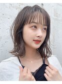 ふわっとくびれ長めボブ透明感グレージュ