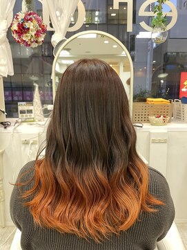 アルターシェリー(aL-ter che'rie) オレンジカラー[デザインカラー/レイヤーカッ/ウェットヘア]