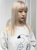 ココ 原宿(KOKO)&nbsp;黒髪小顔クラゲヘアーオリーブグレーココアベージュブリーチ