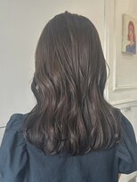 カムジーヘッドカミノウラ(COMEGHEAD KAMINOURA)&nbsp;ミルクティーベージュダブルカラーケアミディアムボブパーマ