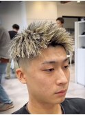 金メッシュツイストパーマ/MEN’S HAIR/刈り上げマッシュ