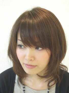 ヘアスペース リピュート(hair space Repute) ゆる巻きでエレガントなセミディスタイル