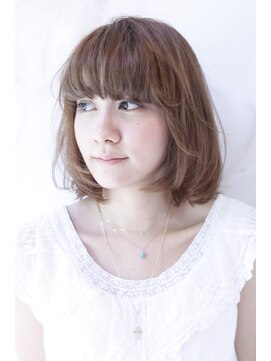 ブーケ(BOUQUET) 「BOUQUET」西川麻衣子 ミルクティーアッシュの厚めバング