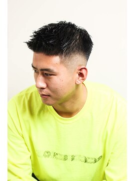 メリケンバーバーショップ フクオカ(MERICAN BARBERSHOP FUK) ソフトツーブロックフェザーマッシュくせ毛風パーマc1