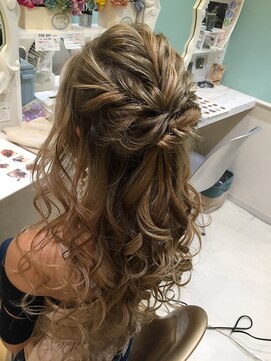 セットサロン マオ(MAO) MAOハーフアップ