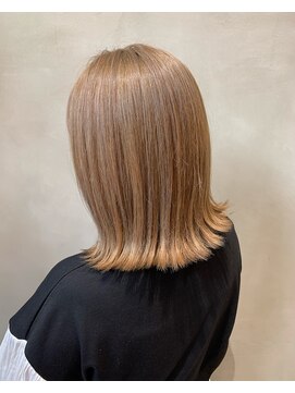 シェノン 西梅田(CHAINON) 前髪/レイヤーボブ/ハイトーン/グレーベージュ/夏