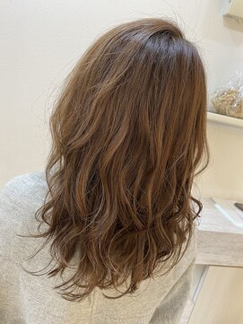 フゥカ 類家店(fuka) レイヤーウルフ