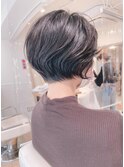 くせ毛を生かす　耳掛けひし形丸みショートボブ【近藤】横浜