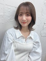 イルウィ(irwi)&nbsp;【トレンド】ミディアムくびれボブ　ベージュインナーカラー