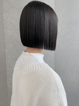 リール 銀座(R'EEL) 丸くならないボブ×縮毛矯正