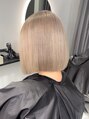 ワンス(once) ハイトーン×切りっぱなしのボブスタイル♪♪大人気です☆
