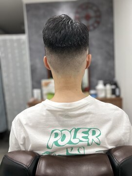 ファン(Fun) フエードカット