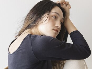 テン(TEN)の写真/指圧でゆっくりとコリをほぐしてリラックス*ヘッドスパで頭皮を健康な状態に。日頃の疲れを癒すご褒美を。