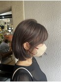 アッシュグレージュ艶ボブ