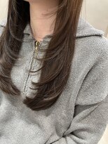 ジーナ 姪浜(Zina)&nbsp;レイヤーカット【zina姪浜】