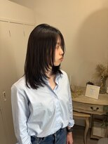 ロッカ(ROCCA)&nbsp;黒髪【大人ナチュラル】上品ミディ