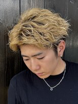 リベラル(liberal)&nbsp;ブロンドショートスパイキーパーマ