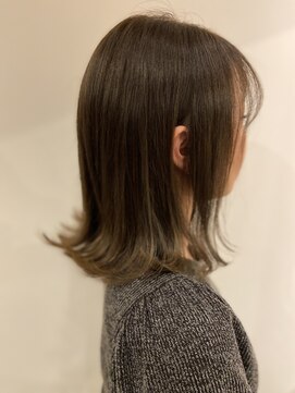 ダブル(W) 透けツヤkhakiスタイル