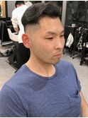 ツーブロックアップバンクフェードスタイル