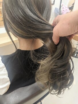 エラニフヘアー(elanif hair) インナーカラー（ブリーチあり）