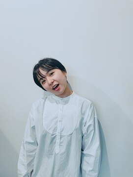 アイル(isle) 毛流れショート