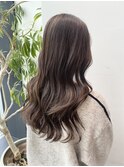 韓国　艶々外巻きロング