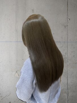 エイン(EYN) オリーブベージュ/艶カラー/透明感カラー