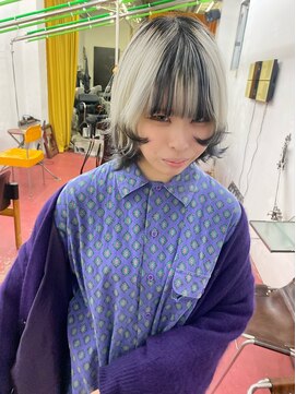 フィン(fin,) fin,/ブリーチ/パーマ/ハイトーン/ダブルカラー/インナーカラー