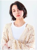 顔まわりレイヤーにニュアンスカールのこなれボブ