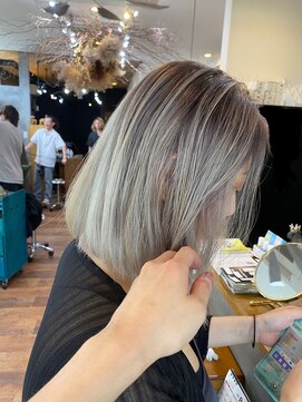 ブランチ(branch) シャドールーツ