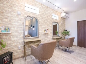 ルリアン ヘアデザイン(le LieN hair design)の写真/女性1人サロン×プライベート空間*一人一人に寄り添ったご提案が魅力のサロン!