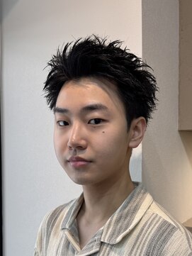 スタンド 博多(STAND) スパイキーショート/ピンパーマ