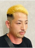 ブロンド×スキンフェード｜男前ヘア