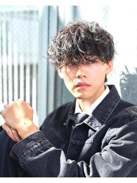 ワンズリー 本厚木店(ONE's ly) 刈り上げセンターパート波巻きツイストスパイラルメンズ