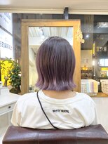 ニコフル(Nico-Hulu)&nbsp;外ハネショートボブ×ハイライトカラー【人形町/浜町/水天宮】