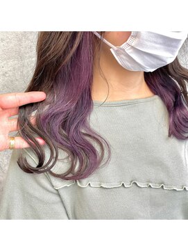 TONE(トーン)by Chara 池袋 髪質改善 ダブルカラー 【4月上旬OPEN(予定)】 波巻きのパープルカラー/ケアブリーチ【池袋東通り】