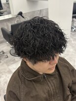 ノイセルヘアー(Noisyle Men's hair)&nbsp;リバースセンターパート／ニュアンスパーマ／ダウンバング/MEN'S