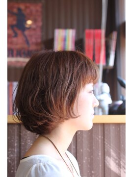 オーバーキャプテンネイキッド(OVER CAPTAIN NAKED) エアリーコロネボブ　（ショートボブ　スタイル）