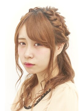 プログレスプラス プログレスヘアー結婚式や二次会おすすめ編み込みハーフアップ♪