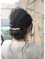 ヘアメイク ヴァロ(Hair Make VaLo)&nbsp;シニヨン風アレンジ＋お呼ばれアレンジ
