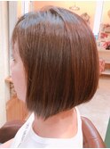 前下がりボブ