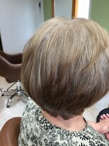 ヘアーメイク アンド レイ(hair make and Rei)&nbsp;グレイヘア移行中