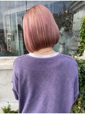 ピンクベージュでミニボブ