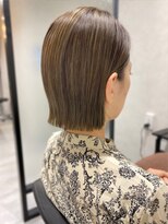 トワイスアップ(TWICE UP) 切りっぱなしボブ/グレーベージュ/グレージュカラー